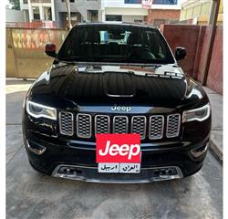 جیپ گراند شیرۆکی